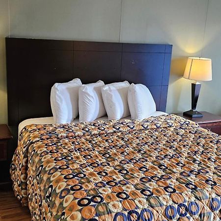 Astoria Hotel West Danville Ngoại thất bức ảnh